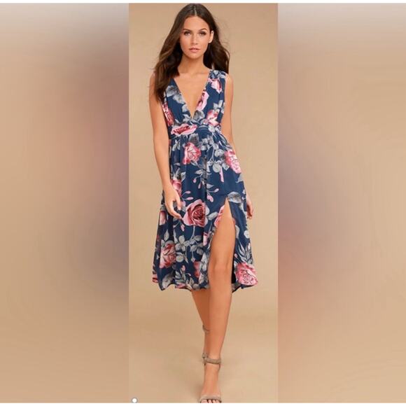 Lulu's Queen Of Hearts Blue Floral Print Midi Dress Plunging Neckline Sz Small - Picture 1 of 8